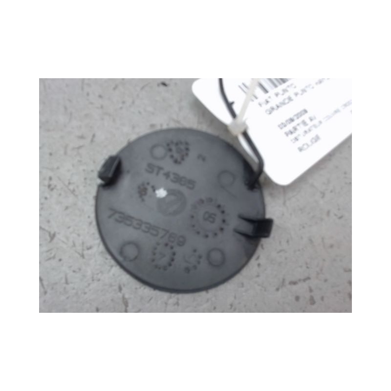 OBTURATEUR COUVRE CROCHET DE BOUCLIER AV FIAT GRANDE PUNTO III 2005-2013