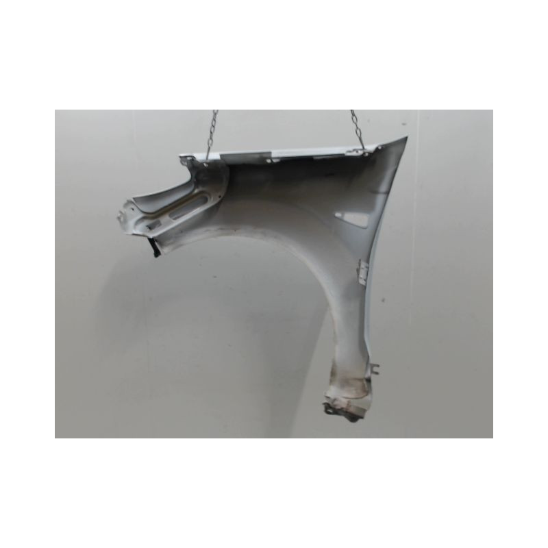 AILE AVANT DROIT DACIA SANDERO I 2008-2012