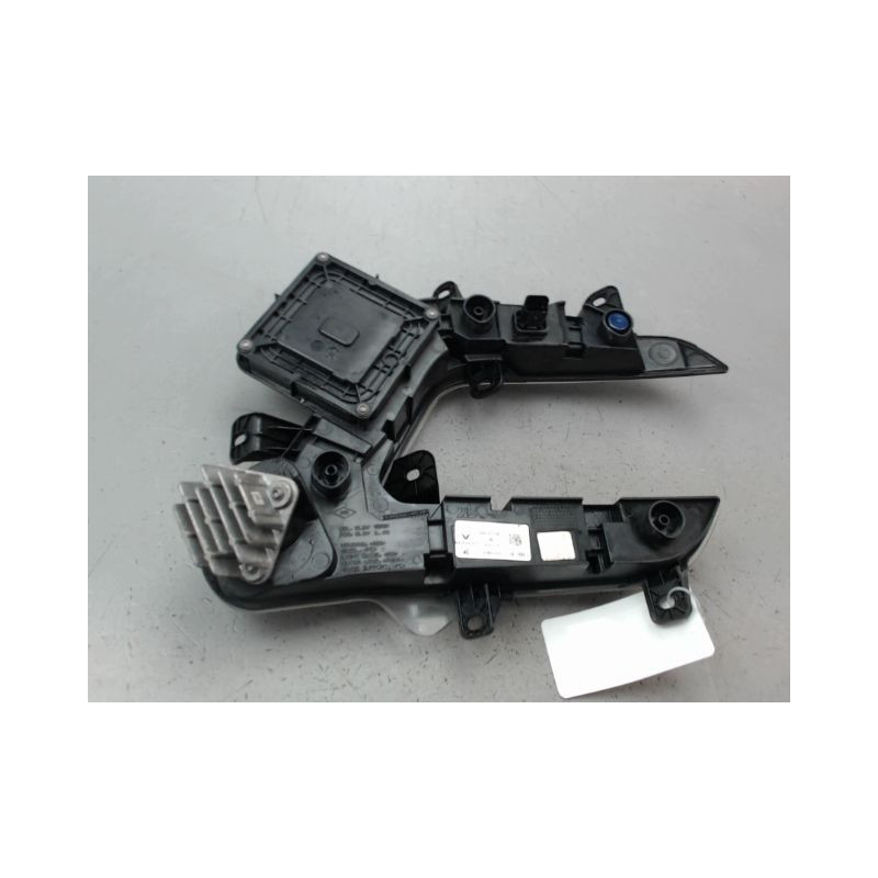 FEUX POSITION GAUCHE RENAULT CAPTUR Phase 1 2013-...