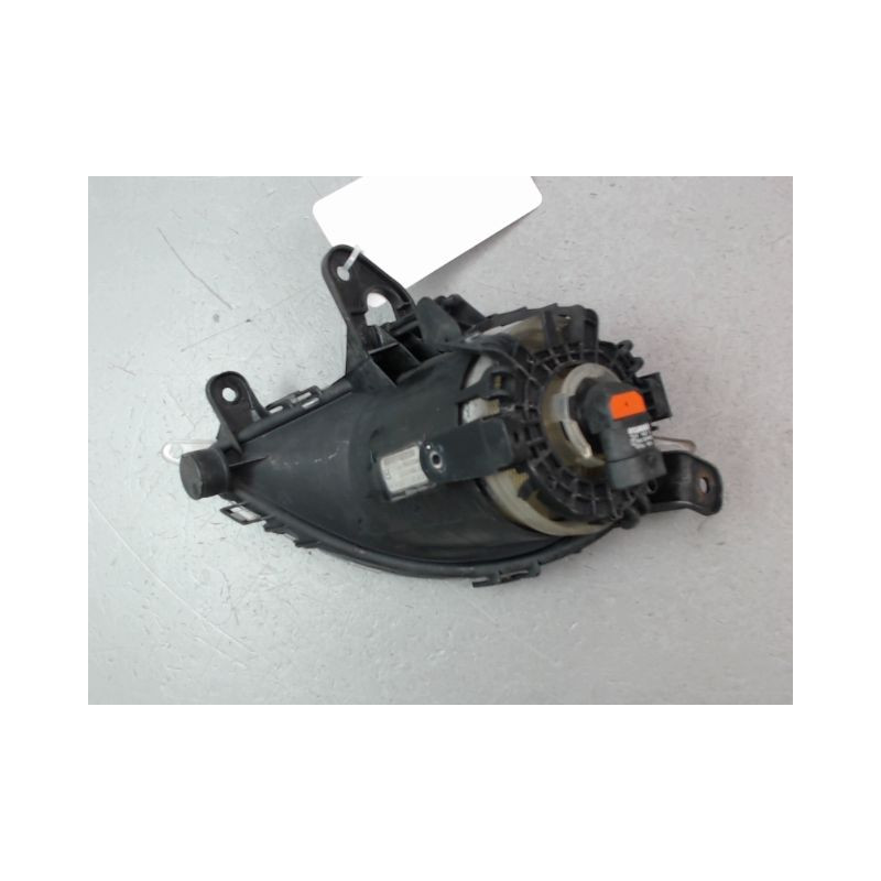 PHARE ANTIBROUILLARD AVANT DROIT OPEL ZAFIRA 2006-