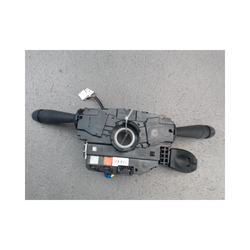 BLOC COMMODOS PEUGEOT 208