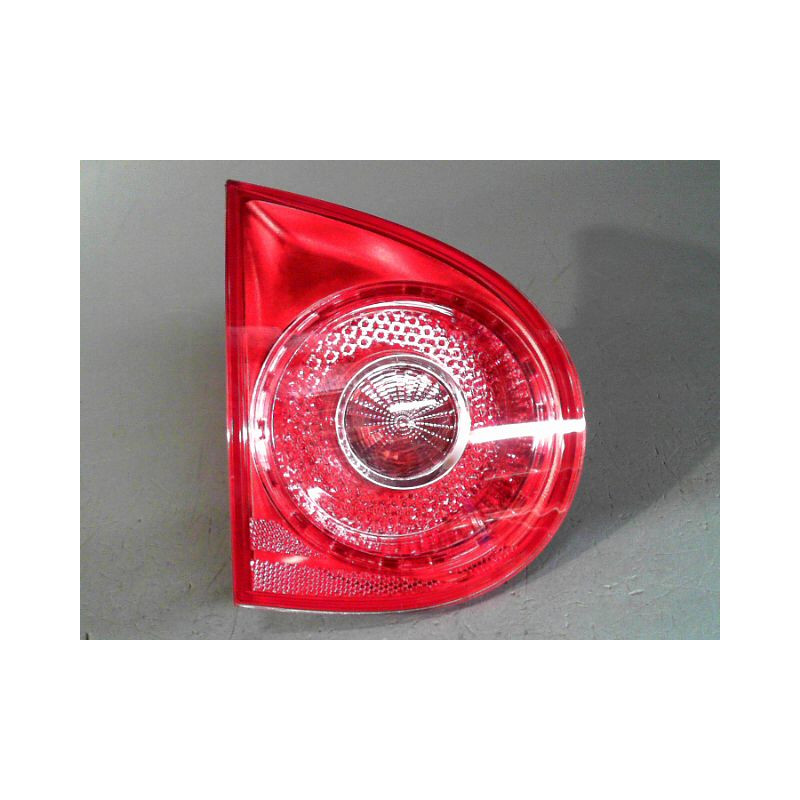 FEU ARRIERE INTERIEUR GAUCHE VOLKSWAGEN GOLF V 2003-2009