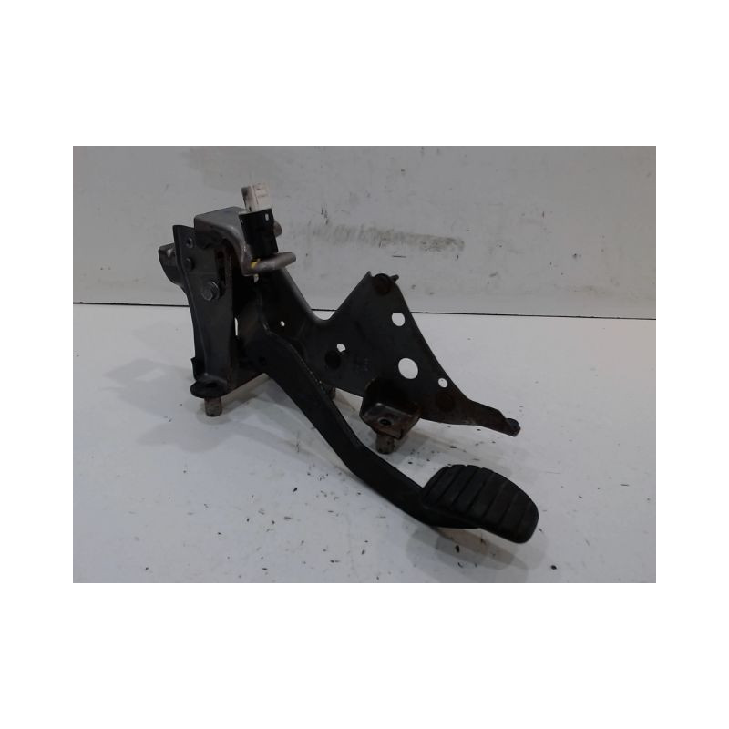 PEDALE DE FREIN RENAULT CLIO