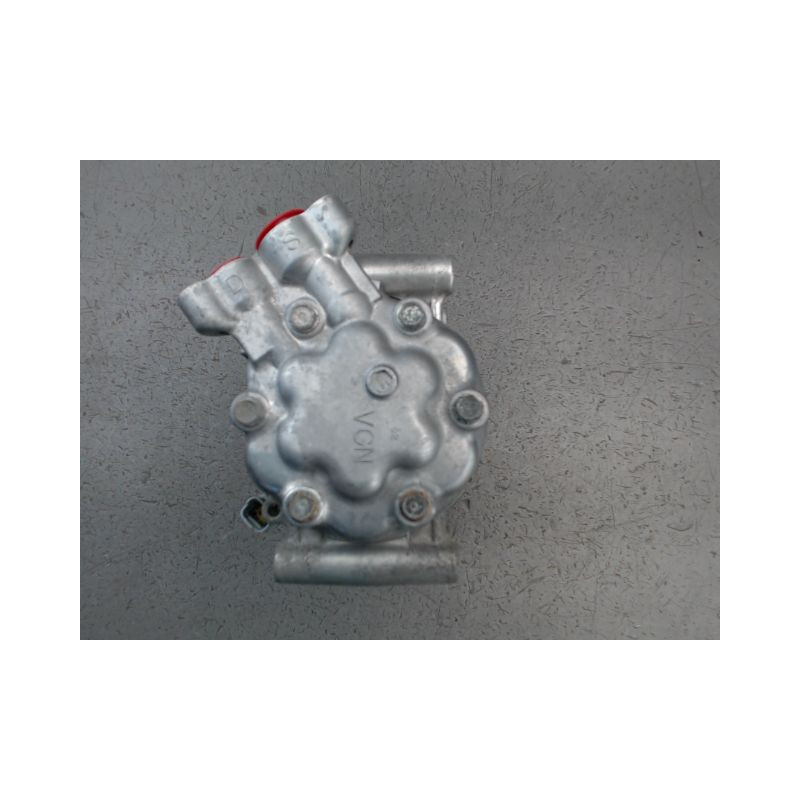 COMPRESSEUR AIR CONDITIONNE RENAULT CLIO