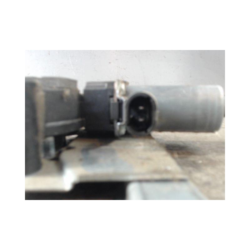 MECANISME+MOTEUR LEVE-GLACE AVANT DROIT OPEL VIVARO M1 COMBI K2900 06-