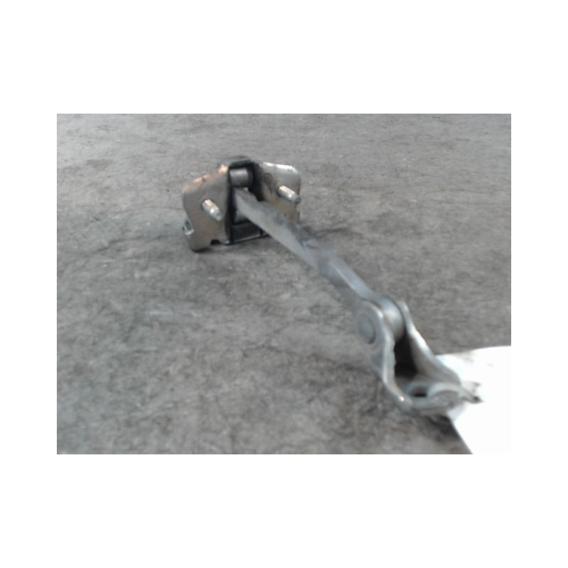 TIRANT PORTE AVANT DROIT OPEL VIVARO M1 COMBI K2900 06-