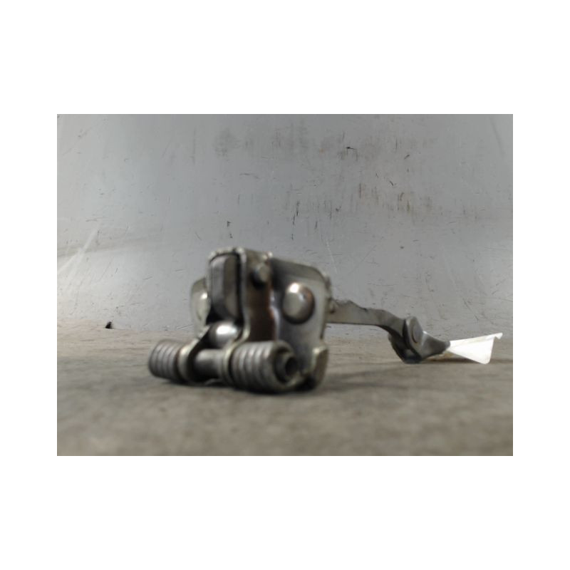 TIRANT PORTE AVANT DROIT OPEL VIVARO M1 COMBI K2900 06-