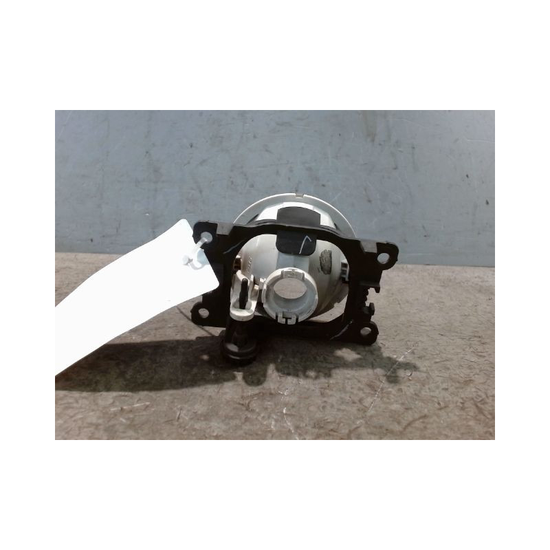 PHARE ANTIBROUILLARD AVANT GAUCHE PEUGEOT 208