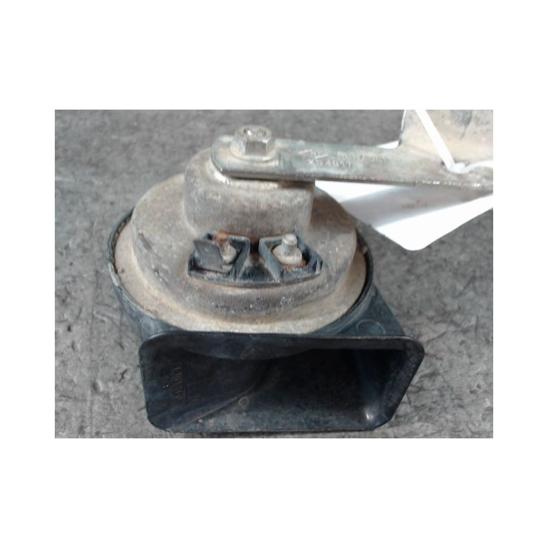 KLAXON / AVERTISSEUR OPEL VIVARO M1 COMBI K2900 06-
