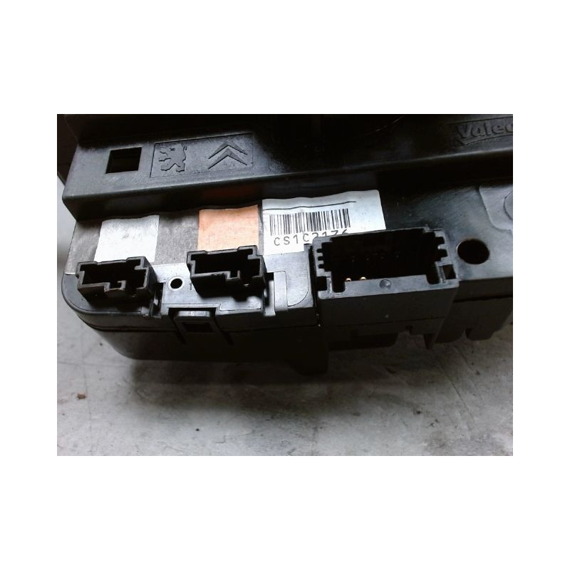 BLOC COMMODOS PEUGEOT 2008