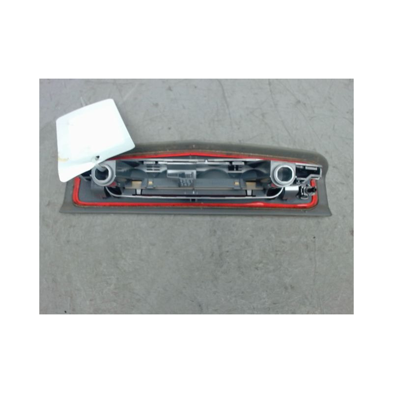 FEUX STOP SUPPLEMENTAIRE OPEL CORSA 06-09