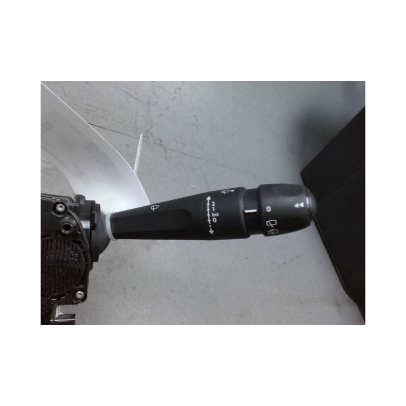 BLOC COMMODOS PEUGEOT 208