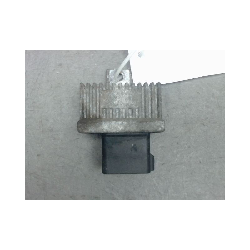 BOITIER DE PRECHAUFFAGE RENAULT CLIO III 2005-