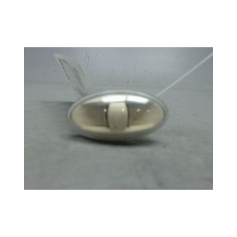 REPETITEUR AILE GAUCHE PEUGEOT 107