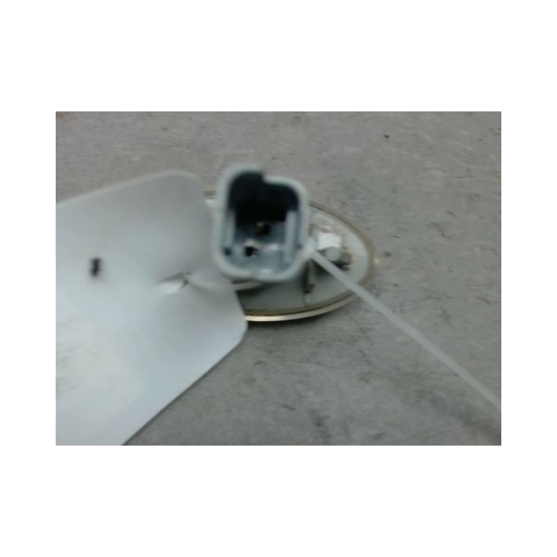 REPETITEUR AILE GAUCHE PEUGEOT 107