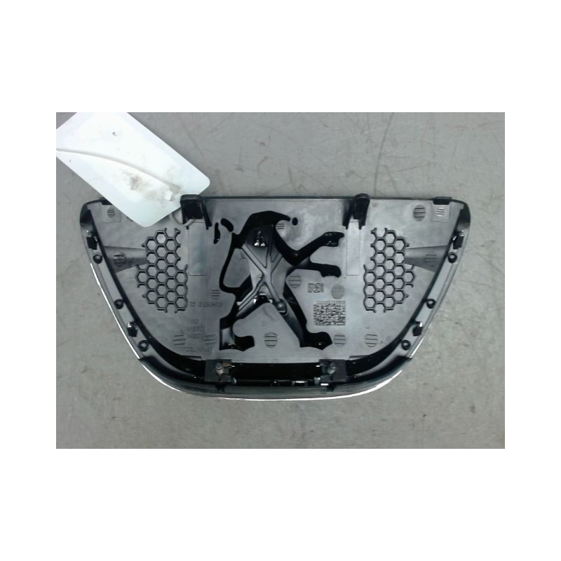 SIGLE CAPOT PEUGEOT 107