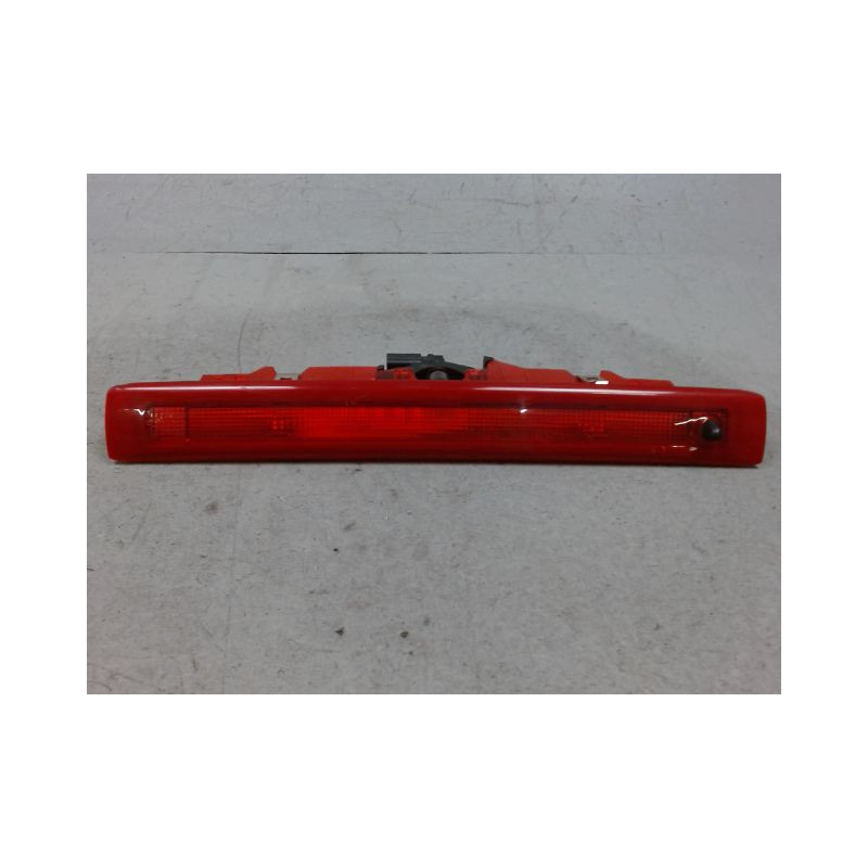 FEUX STOP SUPPLEMENTAIRE RENAULT CLIO