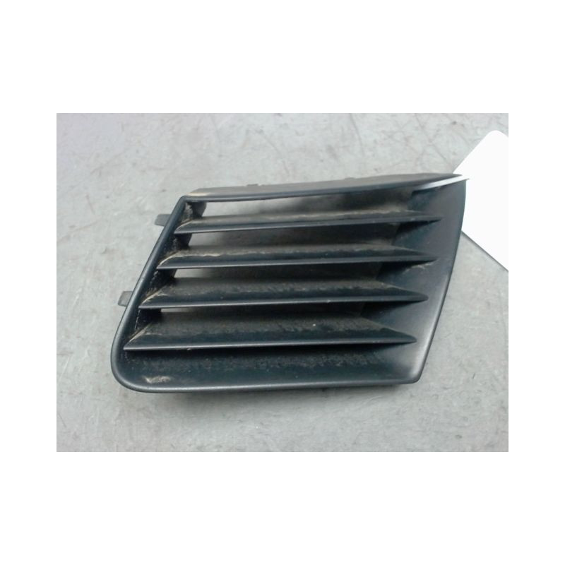 GRILLE CALANDRE GAUCHE SEAT IBIZA 2002-2006