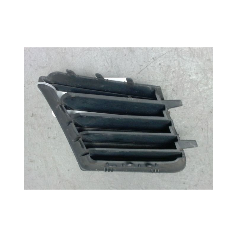 GRILLE CALANDRE GAUCHE SEAT IBIZA 2002-2006