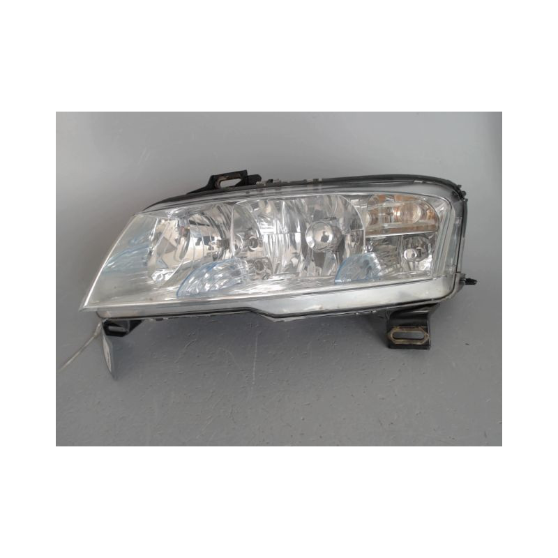 PHARE GAUCHE FIAT STILO 3P