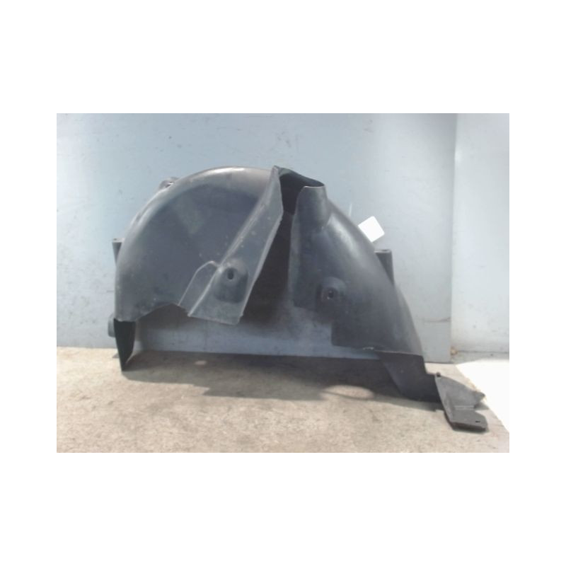 PARE-BOUE ARRIERE DROIT RENAULT CLIO III 2010-