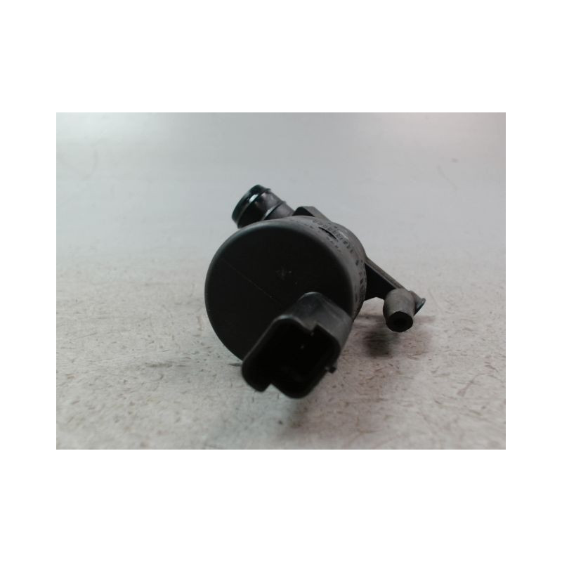 POMPE LAVE-GLACE AVANT RENAULT MASTER