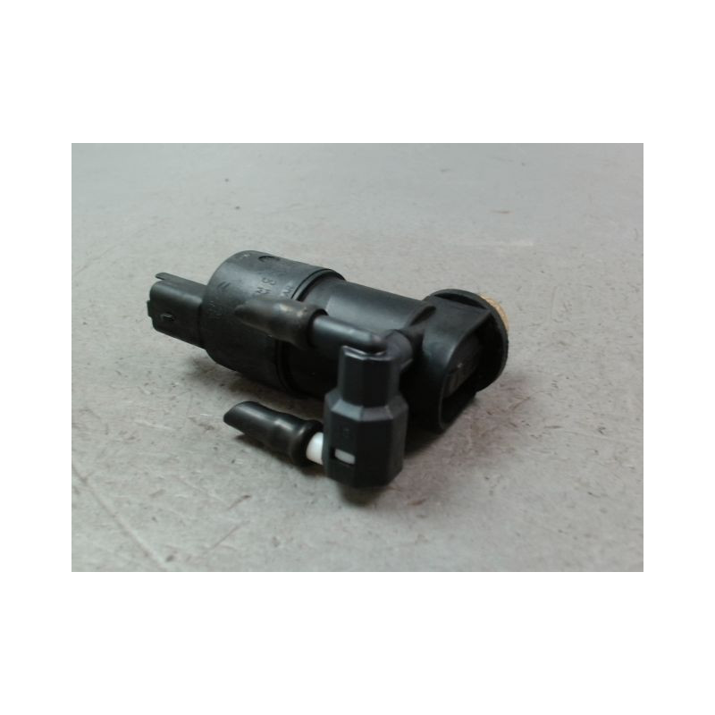 POMPE LAVE-GLACE AVANT PEUGEOT 208 2012-...