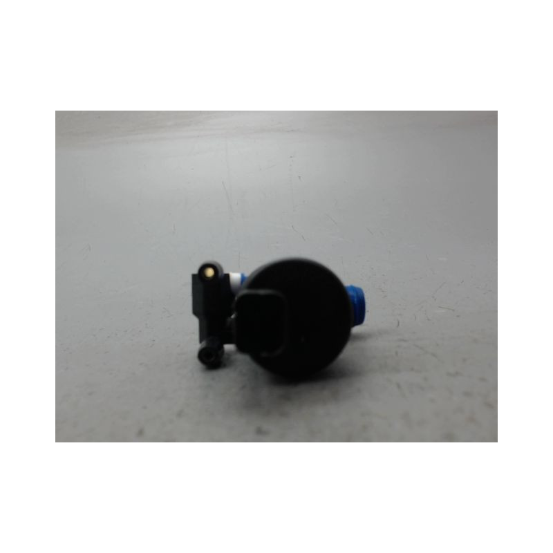 POMPE LAVE-GLACE AVANT RENAULT CLIO IV Phase 1 2012-...