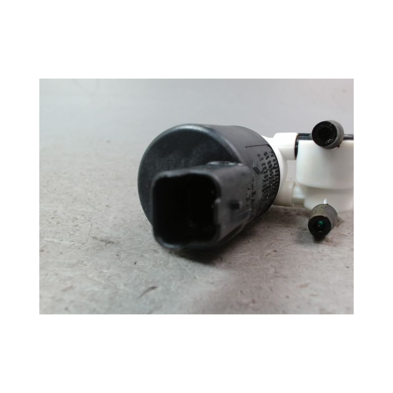 POMPE LAVE-GLACE AVANT PEUGEOT PARTNER FG II Phase 2 (B9) 2012-...