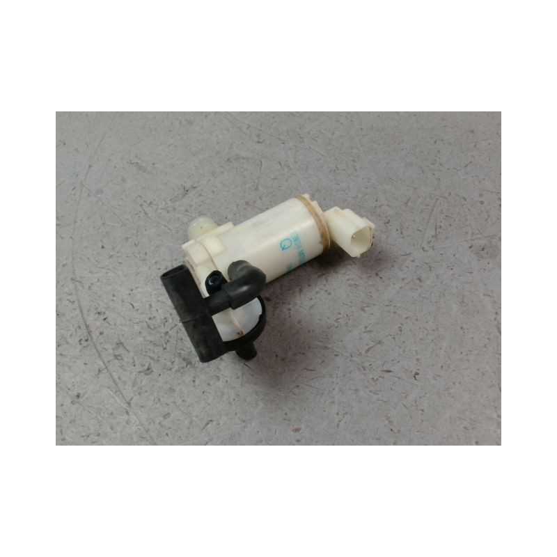 POMPE LAVE-GLACE AVANT MAZDA MAZDA 2