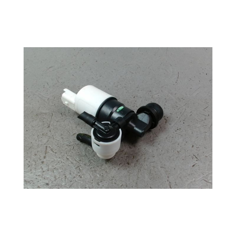 POMPE LAVE-GLACE AVANT PEUGEOT 308 2011-