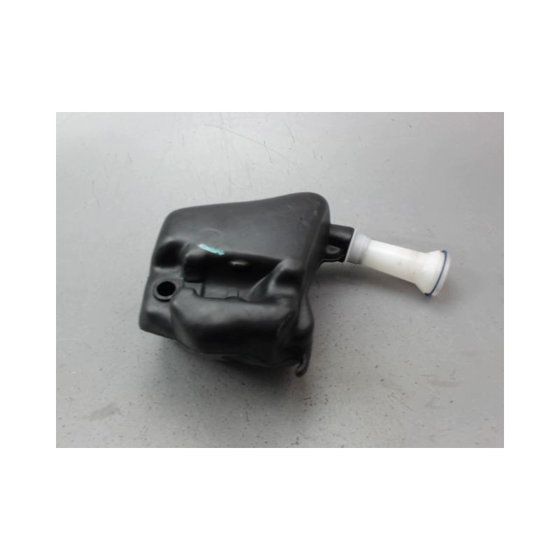 RESERVOIR LAVE-GLACE AVANT CITROEN SAXO Phase 2 1999-2004