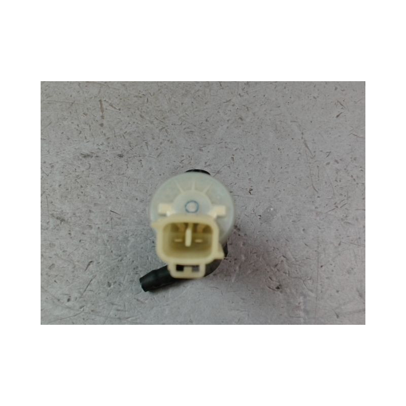 POMPE LAVE-GLACE AVANT SUZUKI SWIFT