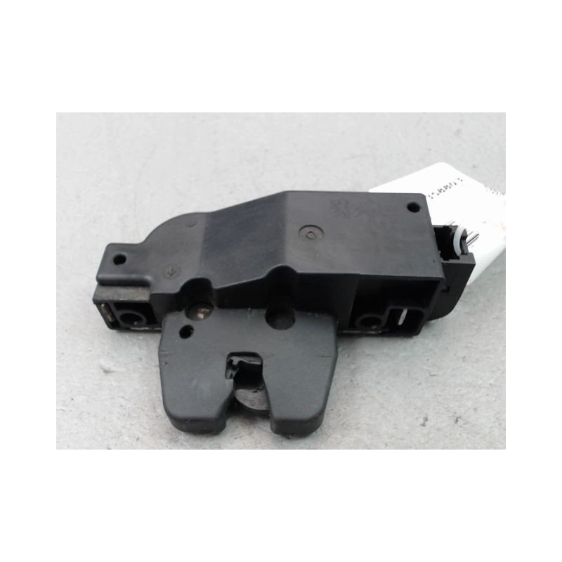 SERRURE HAYON  PEUGEOT 407 SW Phase 1 2004-2008