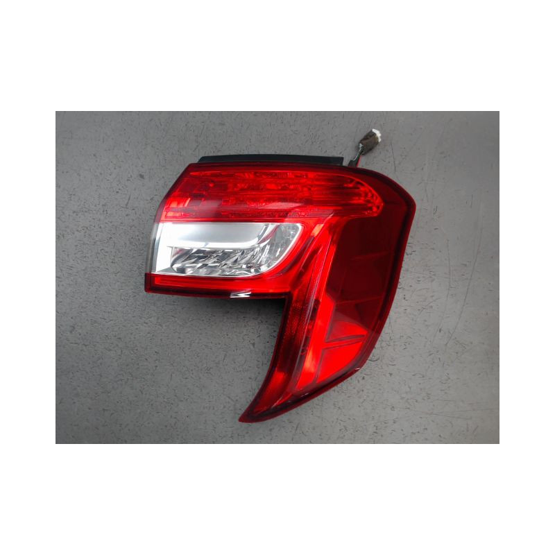 FEU ARRIERE DROIT CITROEN C4 AIRCR.