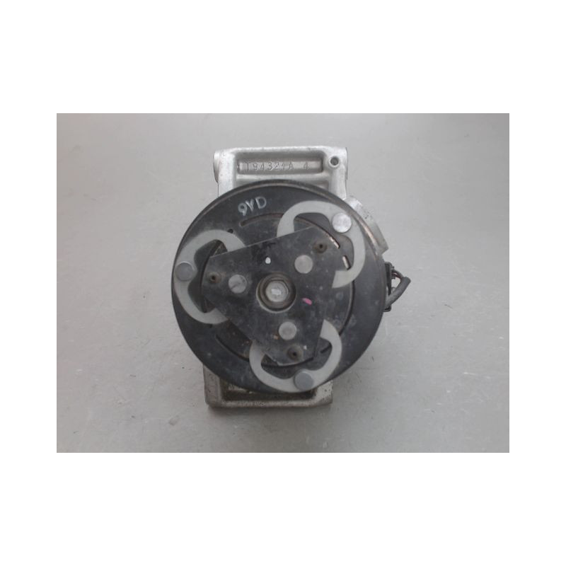 COMPRESSEUR AIR CONDITIONNE DACIA SANDERO