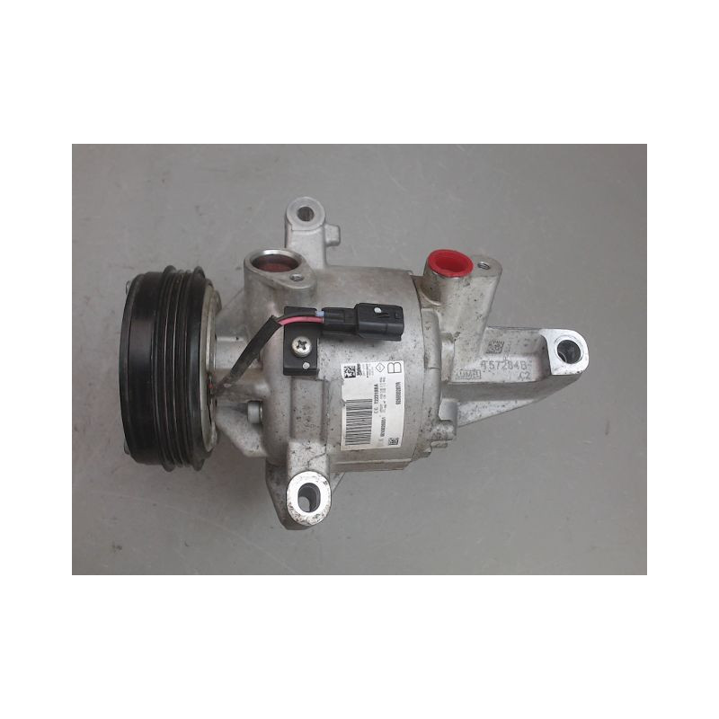 COMPRESSEUR AIR CONDITIONNE DACIA SANDERO