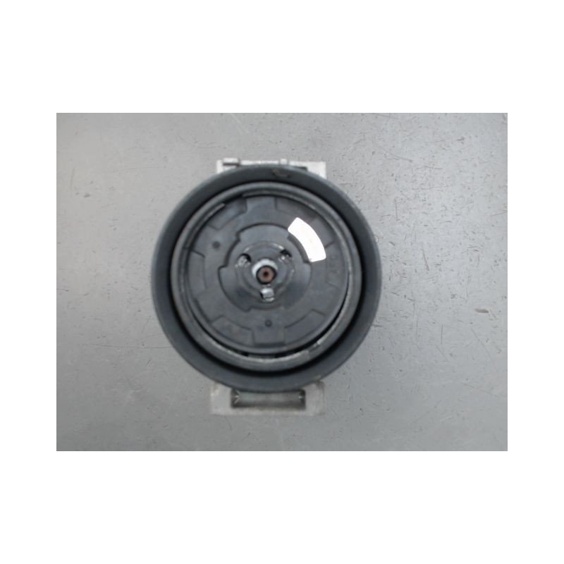 COMPRESSEUR AIR CONDITIONNE VOLKSWAGEN POLO