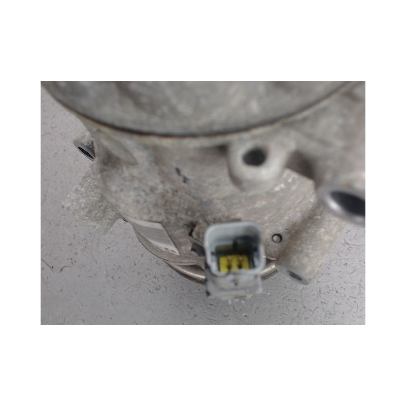 COMPRESSEUR AIR CONDITIONNE RENAULT MODUS