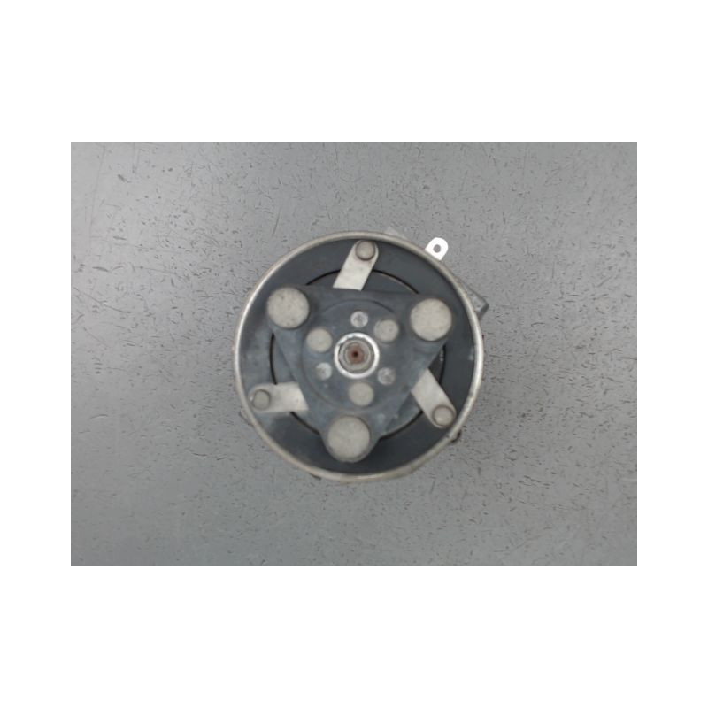 COMPRESSEUR AIR CONDITIONNE FIAT FIORINO