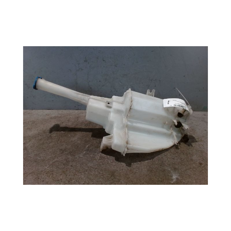 RESERVOIR LAVE-GLACE AVANT KIA SPORTAGE III 2010-