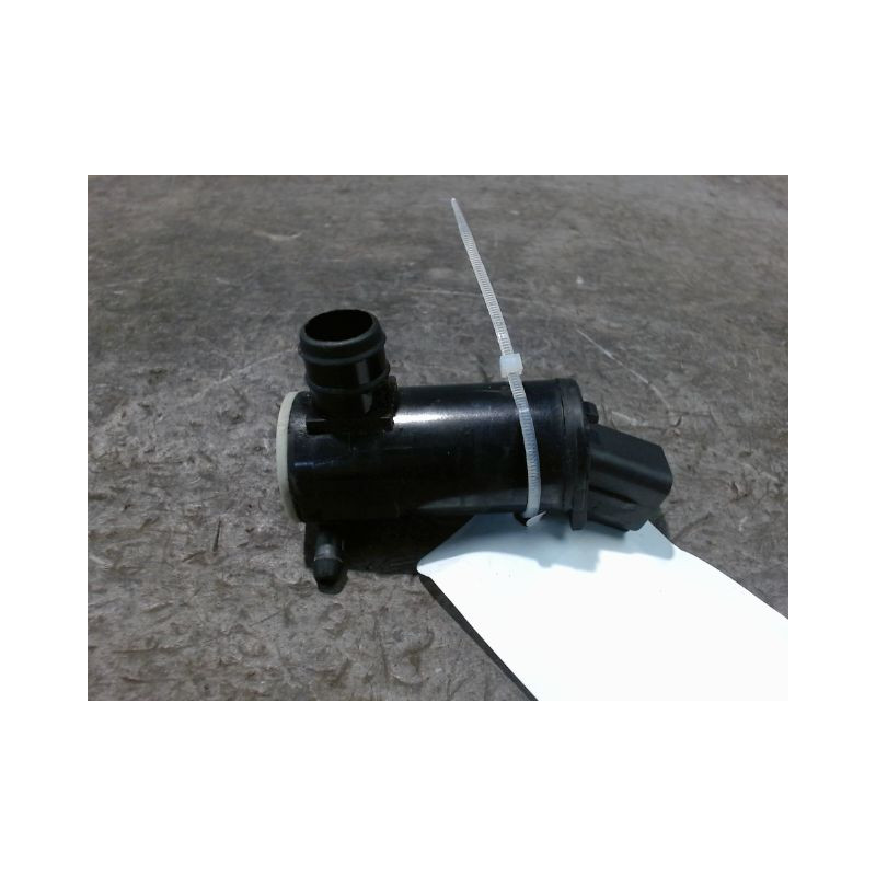 POMPE LAVE-GLACE AVANT KIA SPORTAGE III 2010-