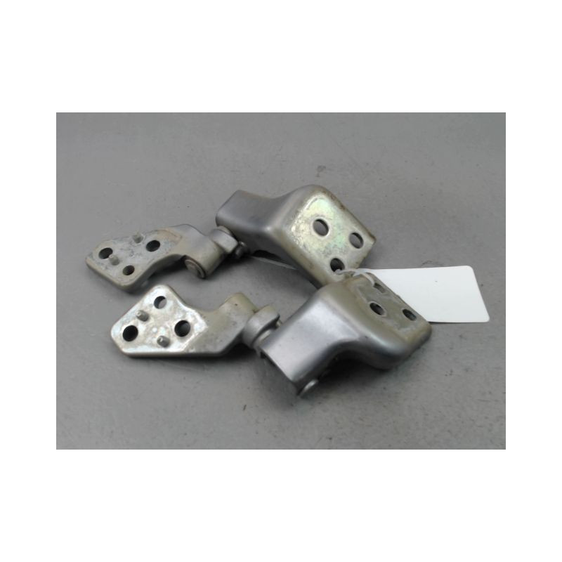 CHARNIERE SUP PORTE BATTANTE ARD PEUGEOT PARTNER FGT 2002-