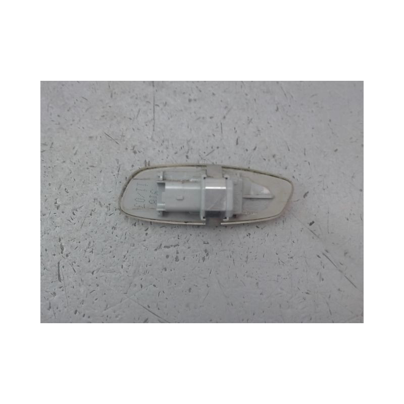 REPETITEUR RETROVISEUR DROIT PEUGEOT 308 I Phase 1 2007-2011