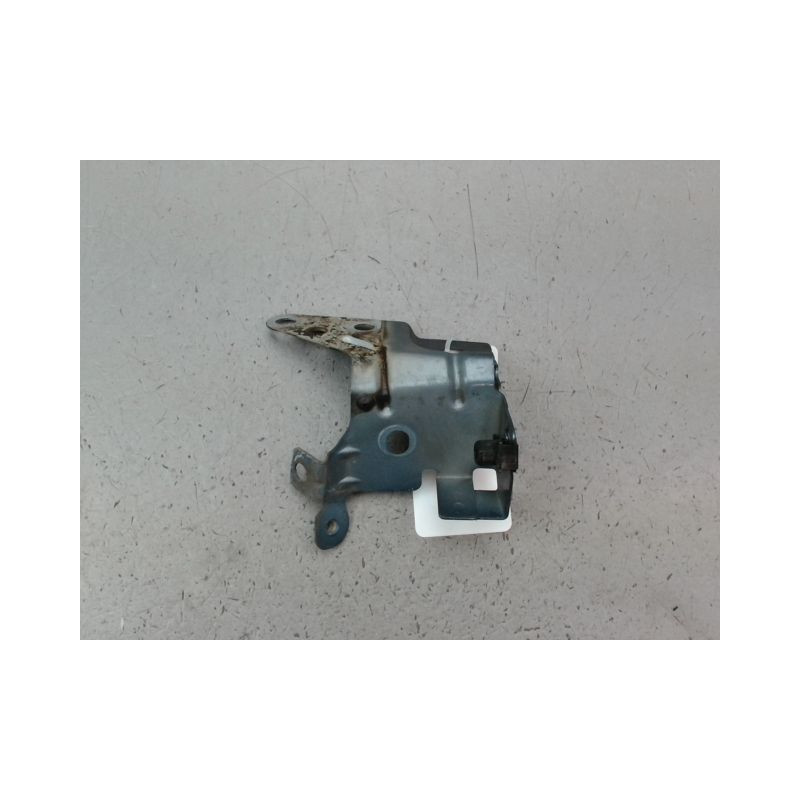 SUPPORT PARE-CHOC AVG RENAULT CLIO ESTATE III Phase 2 2009-2012