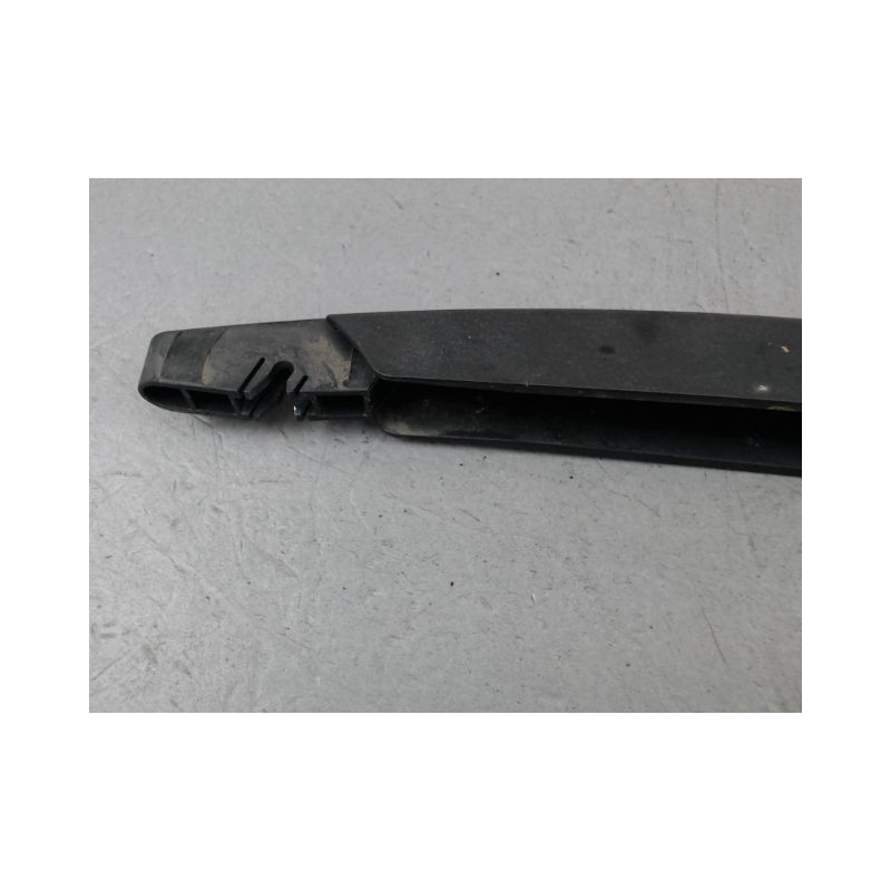 BRAS ESSUIE-GLACE ARRIERE HYUNDAI I 20 2009-