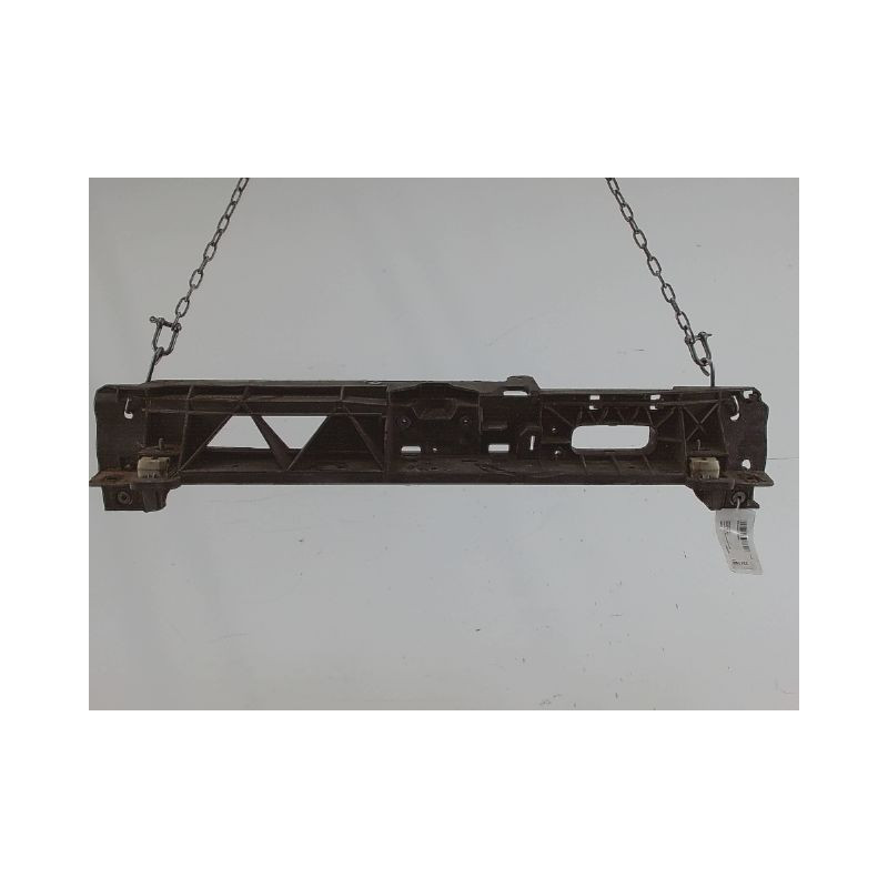 TRAVERSE SUPERIEURE ARMATURE AVANT PEUGEOT 5008