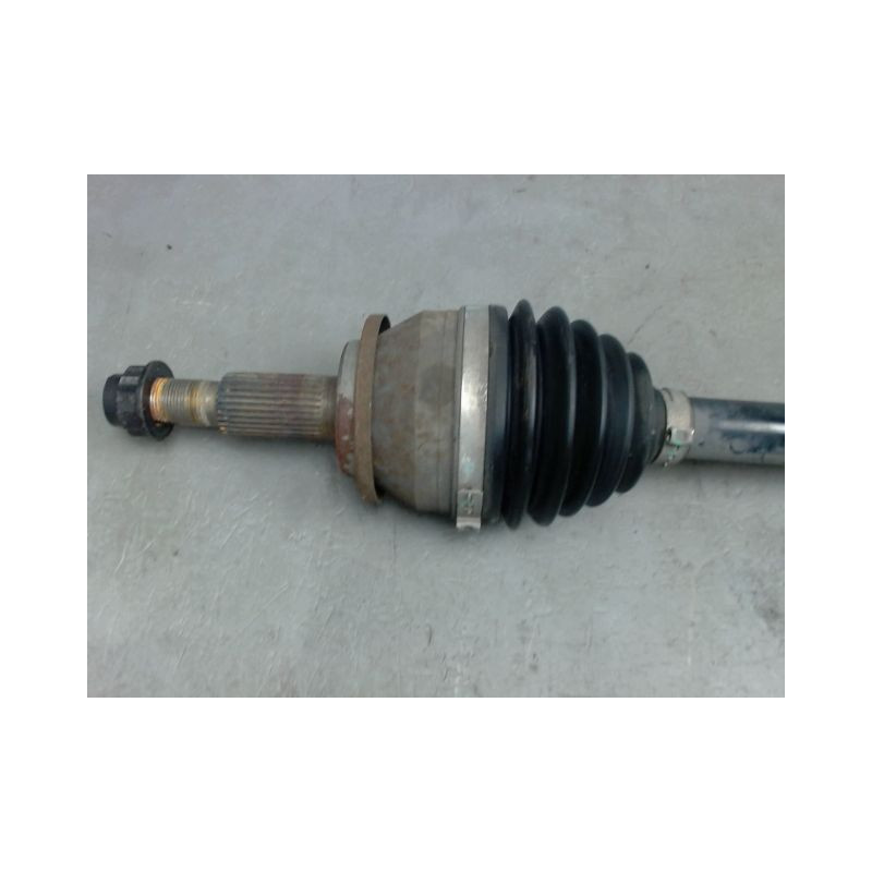 TRANSMISSION AVANT DROIT TOYOTA VERSO 1.6 D4-D 