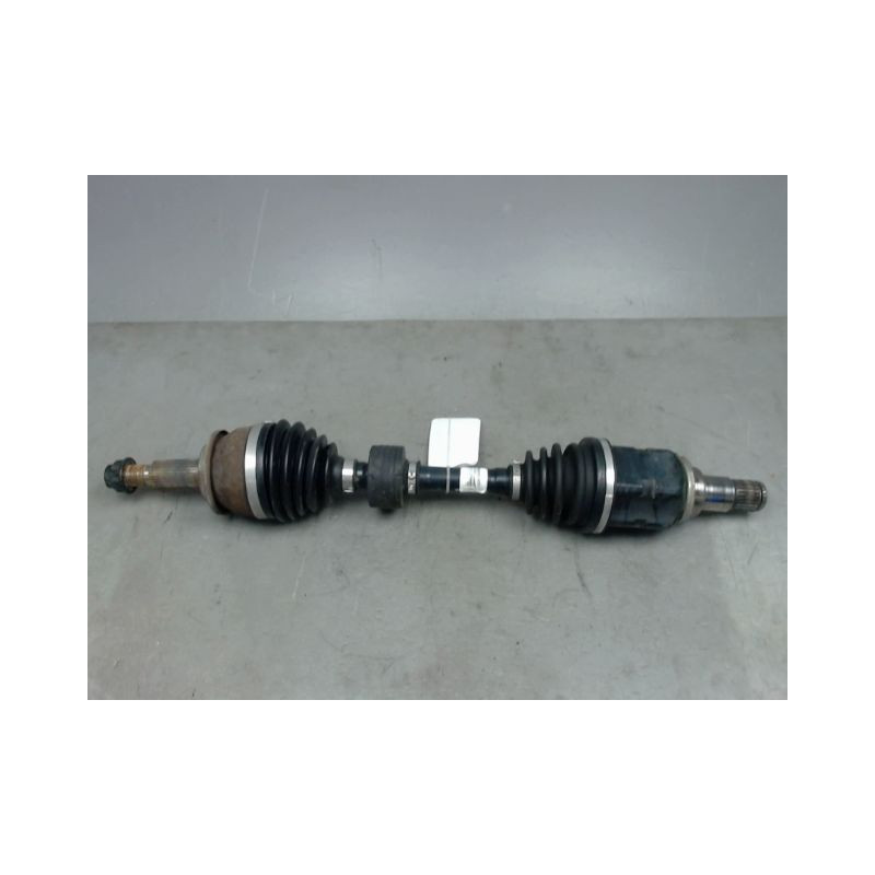 TRANSMISSION AVANT GAUCHE TOYOTA VERSO 1.6 D4-D 