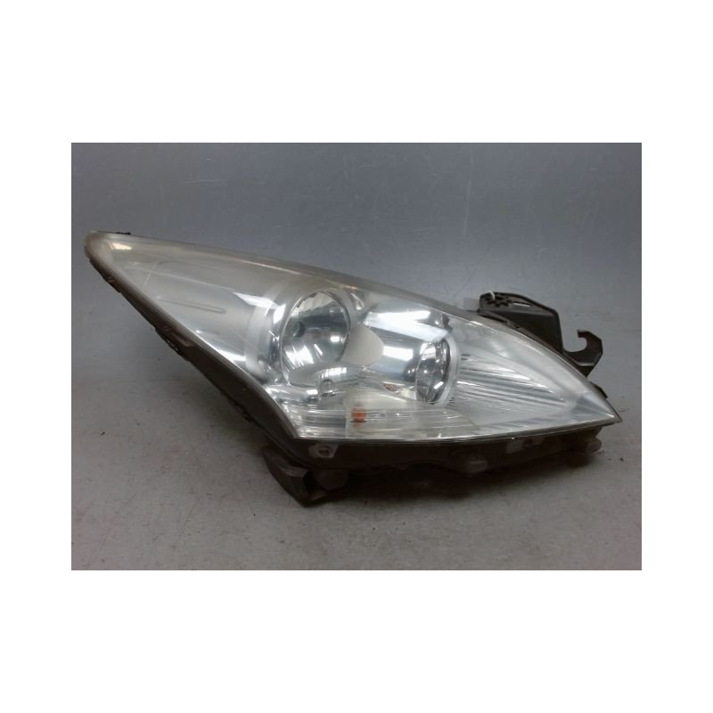 PHARE DROIT PEUGEOT 5008